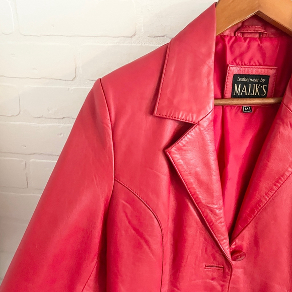 Vintage Red Leather Blazer Fitted Buttery Soft Statement Jacket Sz M - Picture 7 of 15